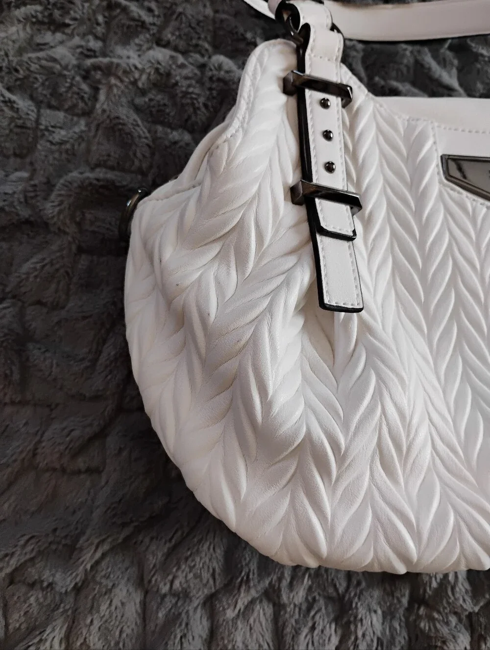 Simply Vera Vera Wang White Satchel  Purse